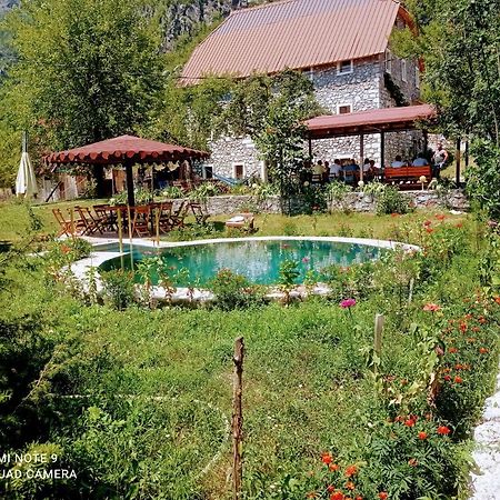Bjeshkeza Bujtina Hotel Nderlysaj Exterior foto
